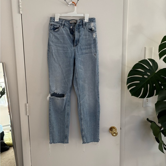 Guess High Rise Light Blue Distressed Jeans - Picture 1 of 1